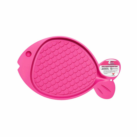 Spill-Proof Cat Feeding Mat in bright pink silicone, fish-shaped with raised edges and a textured scale pattern